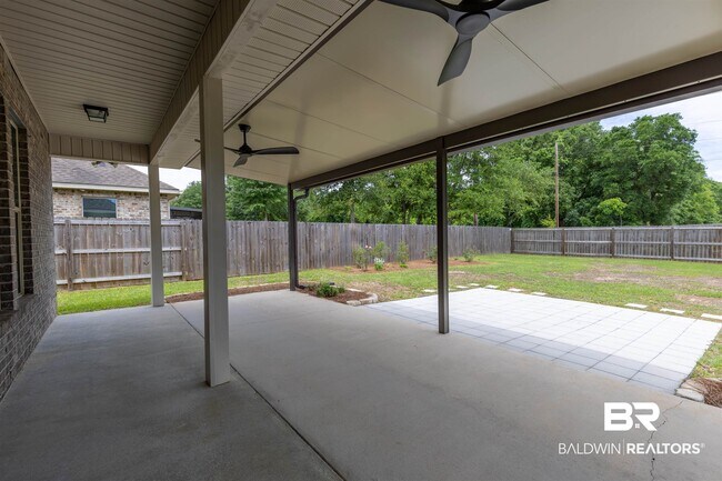 Building Photo - 660 Turquoise Dr