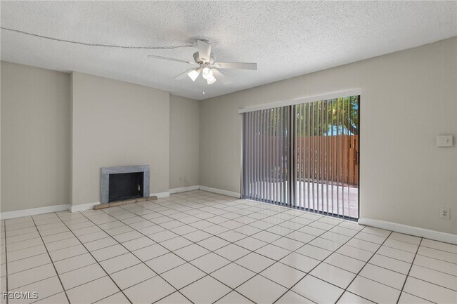 Building Photo - 1706 Park Meadows Dr