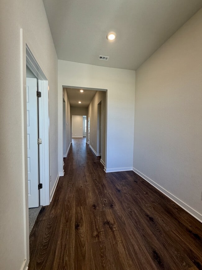 Building Photo - 14427 Inspiration Pt