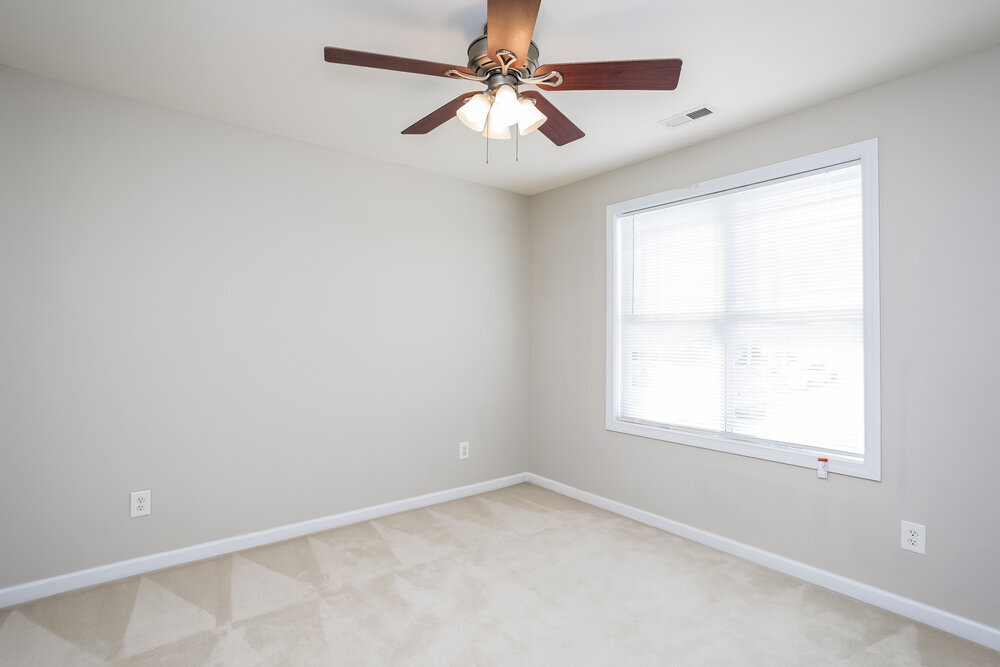 Building Photo - 200 Willowbrook Cir