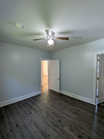 Building Photo - 1310 Whaland Rd
