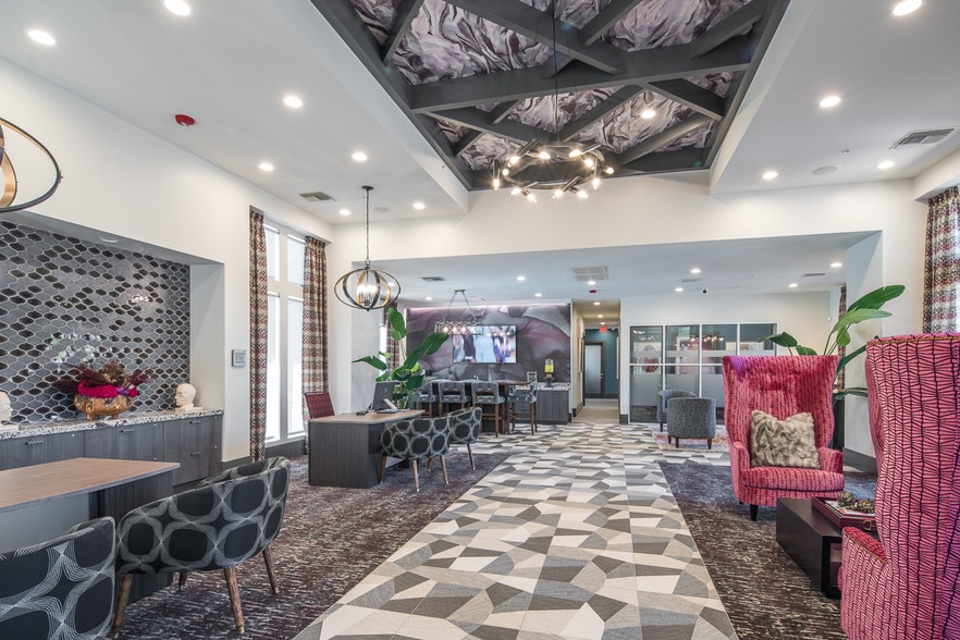 Elegant and Upscale Decor - Sage Stone at Arrowhead Apartments