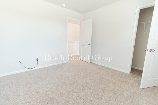 Building Photo - 267 Black Pearl Wy