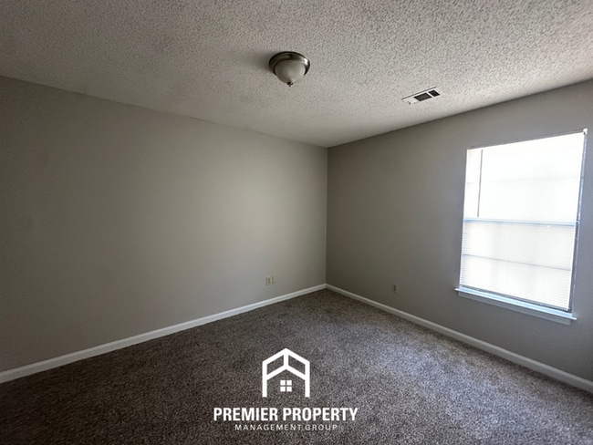 Building Photo - 8080 German Creek Dr