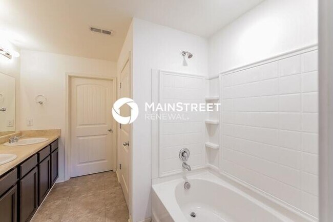 Building Photo - 4 Bedroom Pet-Friendly Home in Odenville, ...