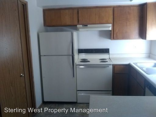 Building Photo - 2050 Campus Dr