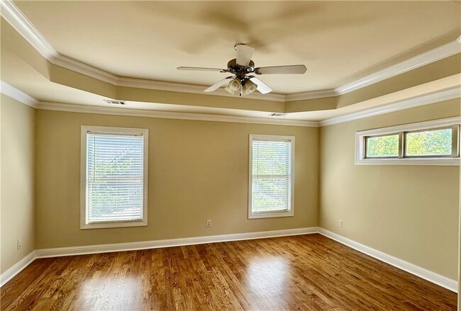 Building Photo - 10816 Ellicot Way