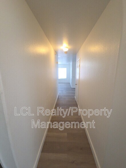 Building Photo - 1510 Sunnybank Dr