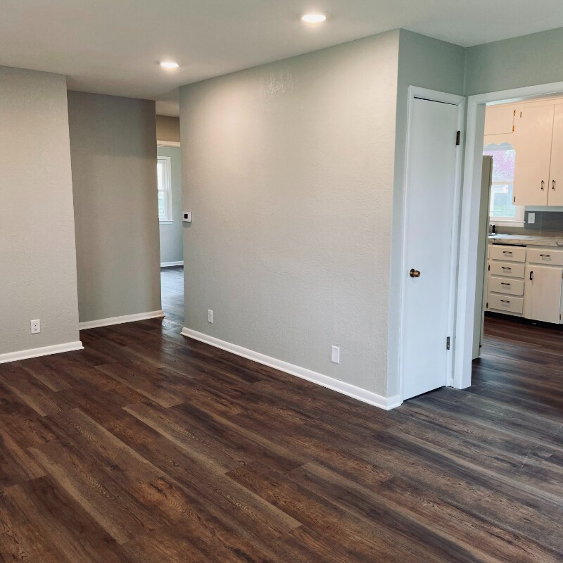 Building Photo - 1621 Crawford St