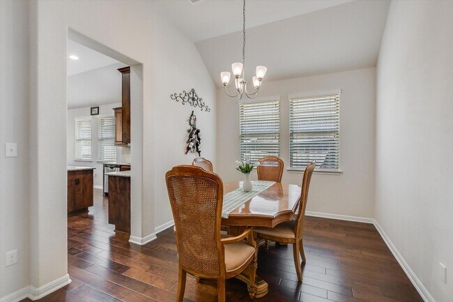 Building Photo - 2717 Coral Valley Dr