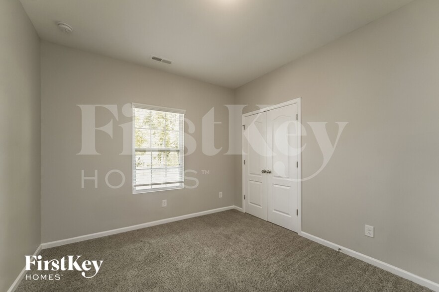 Building Photo - 12810 Swann Branch Dr