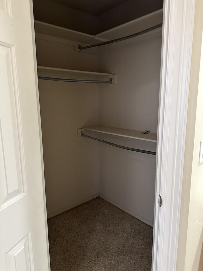 Building Photo - 4616 Alpine Pl