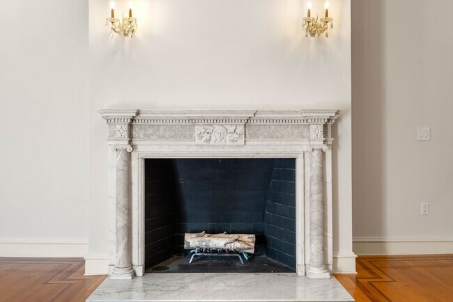 Building Photo - 23 Marlborough St