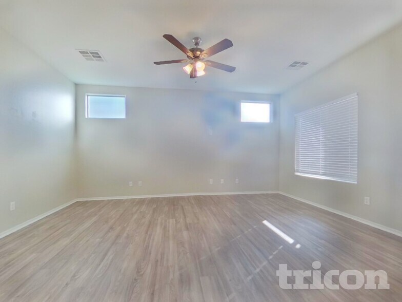 Building Photo - 25825 W Crown King Rd