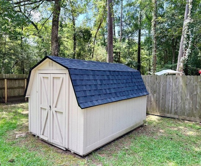 Building Photo - 15 Tremont Woods Ct