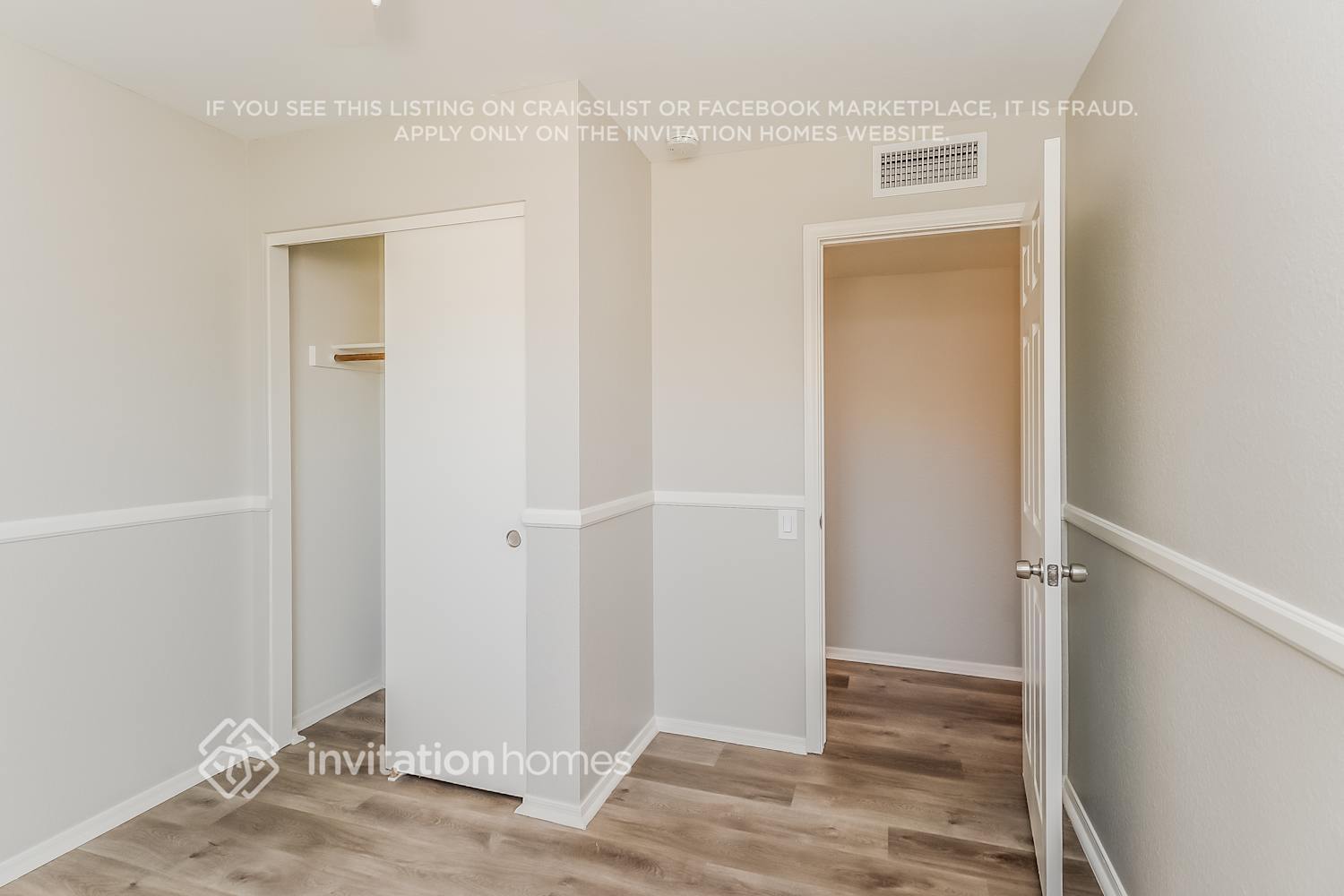Building Photo - 7918 W Dreyfus Dr