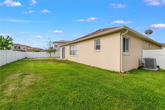 Building Photo - 1761 Delafield Dr