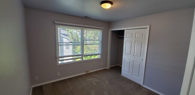 Building Photo - Beautiful 2 bed/2 bath condo in Hayden, ID...