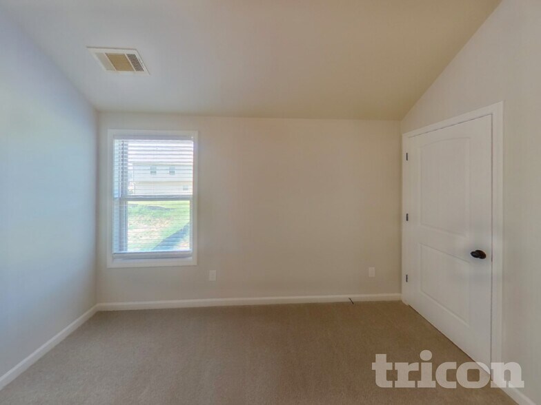 Building Photo - 11039 Shadow Creek Terrace