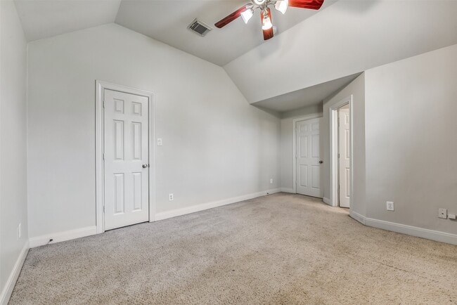 Building Photo - 326 Malone St
