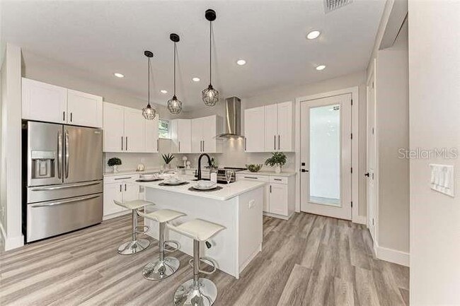 Building Photo - 3501 3rd Ave N