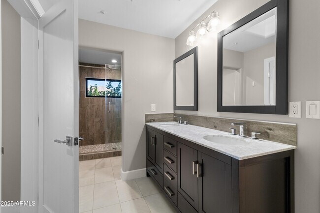 Building Photo - 26049 N 104th Pl