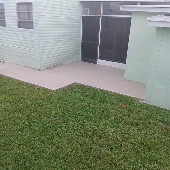 Building Photo - 711 51st Ave Dr W