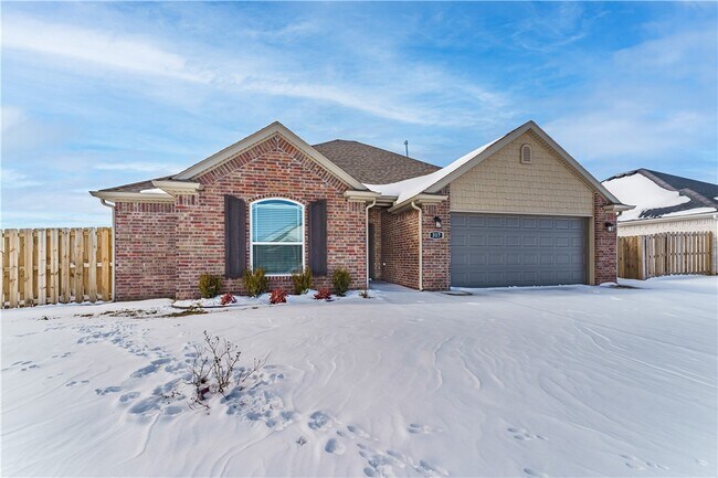 Building Photo - 317 S Nightfall Ave