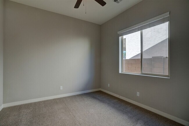 Building Photo - 6185 E Beecher Loop