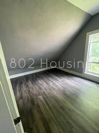 Building Photo - Montpelier Apartments