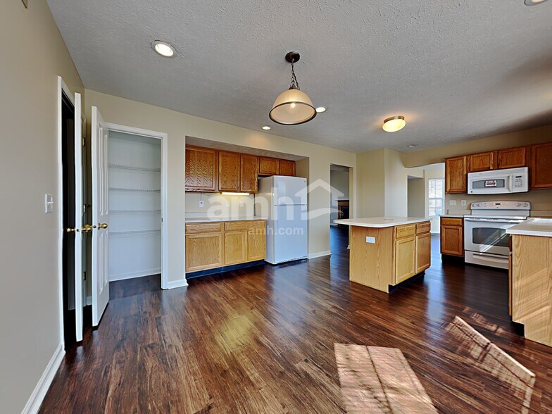 Building Photo - 12344 Quarry Face Ct