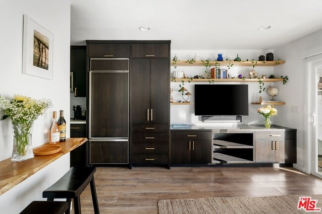 Building Photo - 20638 Pacific Coast Hwy