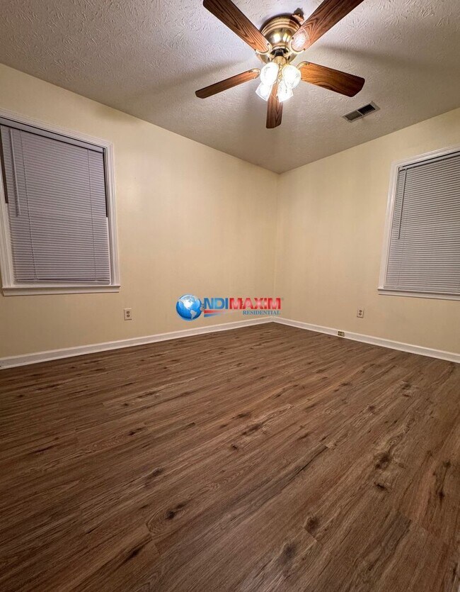 Building Photo - Nice 3-bedroom ranch in Decatur