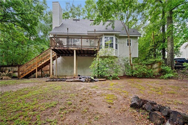Building Photo - 8020 Suzanne Way