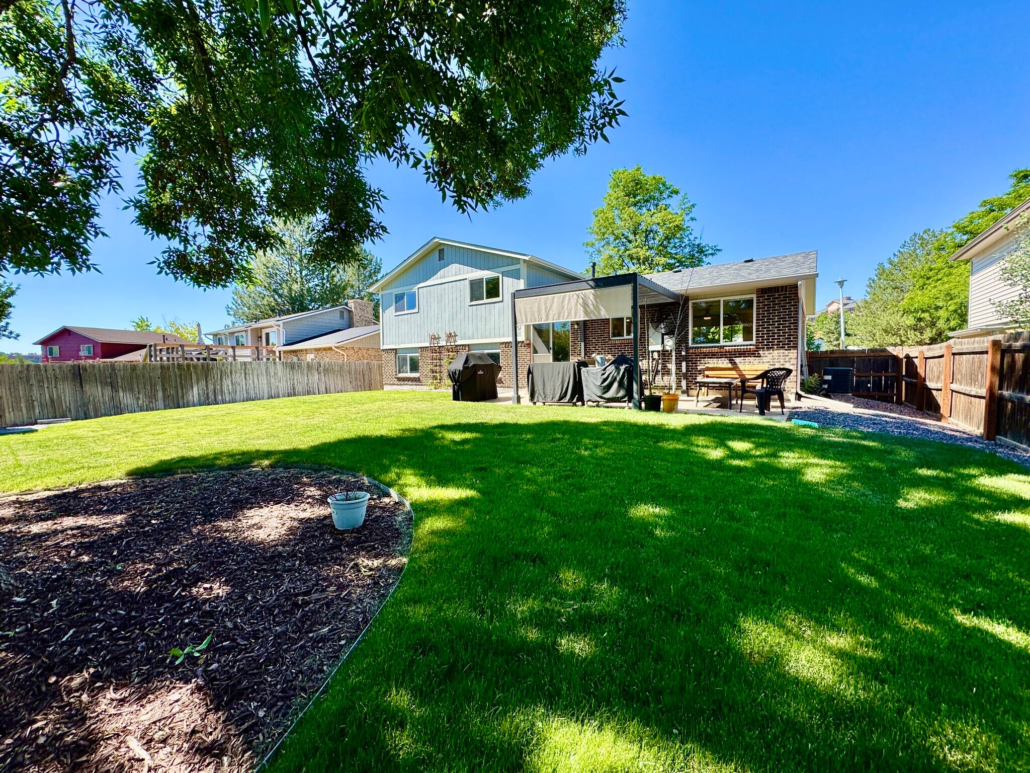 Building Photo - 5841 W 108th Ave