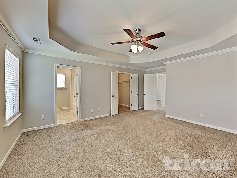 Building Photo - 7101 Colquitt Wy