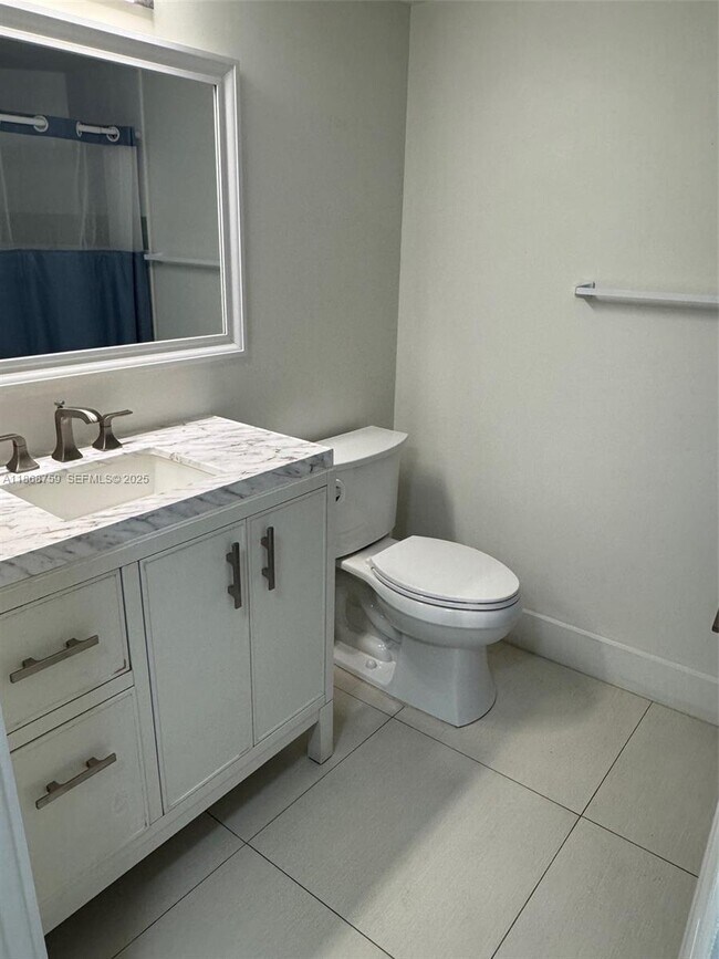 Building Photo - 10245 NW 9th St Cir