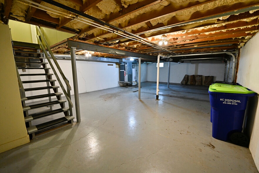 Building Photo - 8770 W 79th Cir