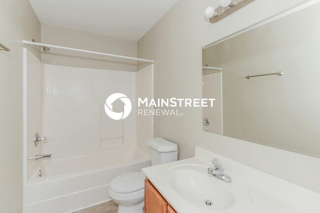 Building Photo - 3 Bedroom Pet-Friendly Home in Madison, TN with Main Street Renewal