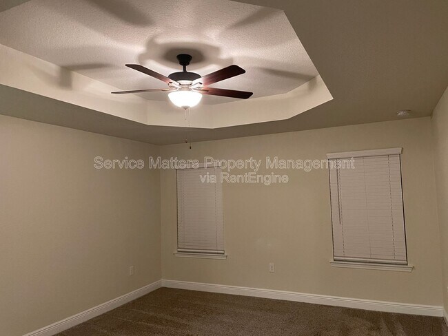 Building Photo - 5157 Peach Dr