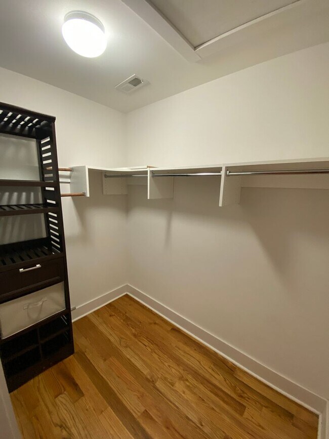 Building Photo - 602 Mariner Way