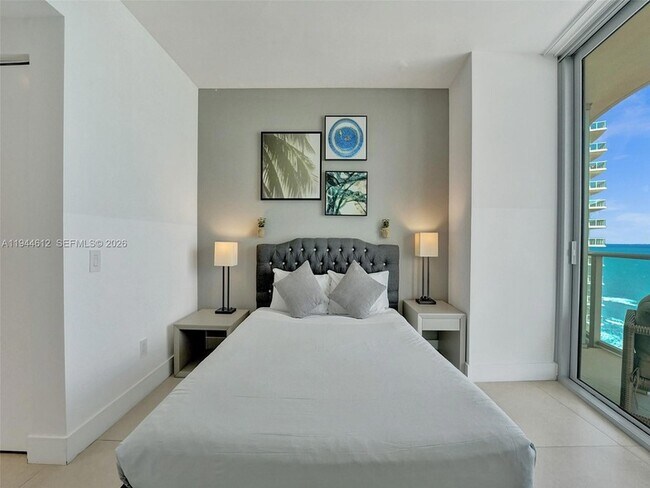 Building Photo - 4111 S Ocean Dr