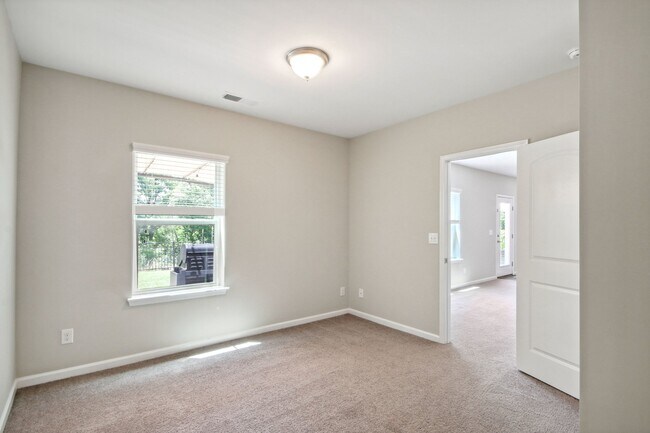 Building Photo - 2169 Grist Mill Dr SW