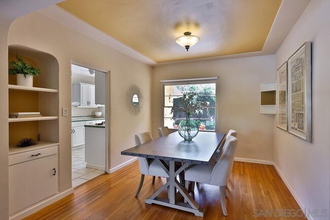 Building Photo - 4823 Hart Dr