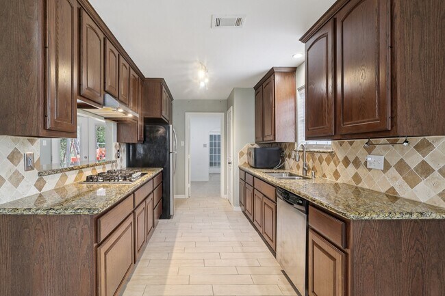 Building Photo - 3919 Galway Ln