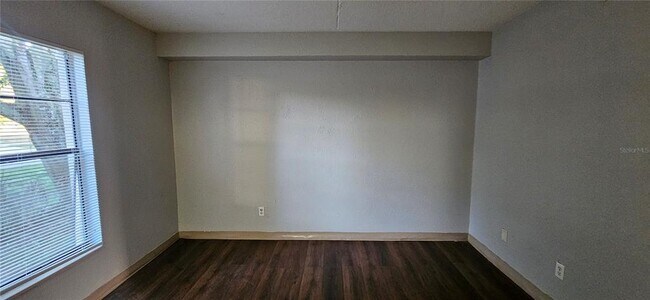 Building Photo - 1229 Kennedy Rd