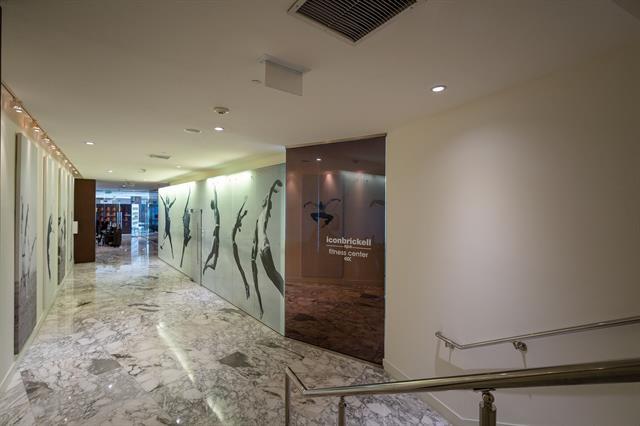 Building Photo - 475 Brickell Ave