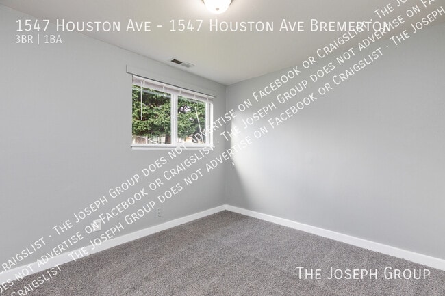 Building Photo - 1547 Houston Ave