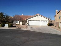 Building Photo - SINGLE STORY HOME – CUL-DE-SAC – 3 CAR GAR...
