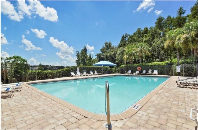 Building Photo - 8613 Fawn Creek Dr